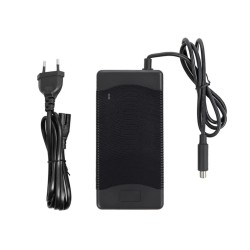 Polnilec baterije za električni skiro Xiaomi 5  - 1  
