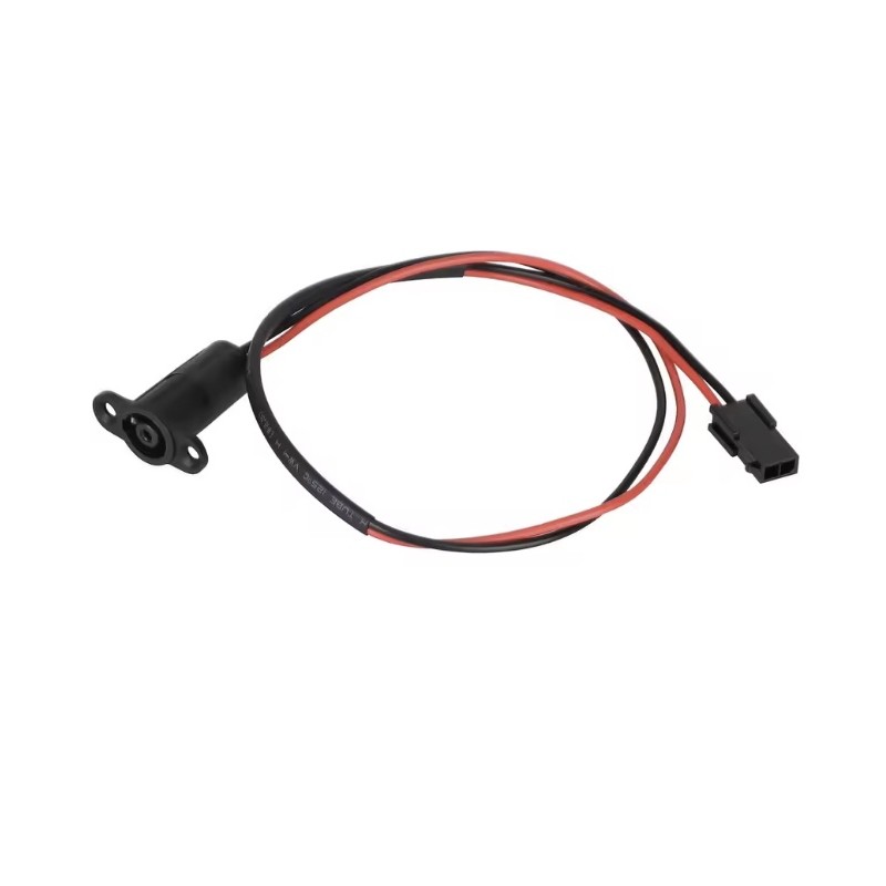 Port de charge pour trottinette Xiaomi Electric Scooter Elite - connecteur de remplacement  - 1 
Compatible Xiaomi Electric Scoo