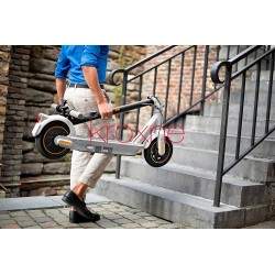 Segway disainitud Ninebot KickScooter MAX G30LE II – 40 km autonoomia. Segway - Ninebot - 4 - Tugevam šassii, laiem. - 10" ratta