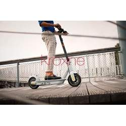 Ninebot KickScooter MAX G30LE II projetado por Segway - autonomia de 40km. Segway - Ninebot - 5 - Chassi mais robusto, mais larg