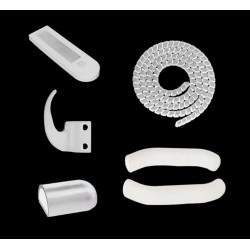 Kit met siliconen beschermers plus kabelafdekkingen en een haak voor tassen.  - 3 Kit met siliconen beschermers plus kabelafdekk