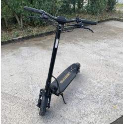 Sharkset RS1 - twee motoren van 1400 W - 20 Ah batterij - bereik van 50 tot 70 km Sharkset - 4 Sharkset RS1 - twee motoren van 1