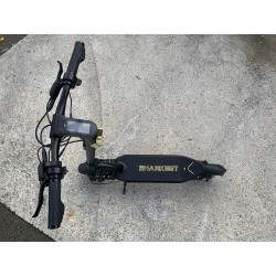 Sharkset RS1 – zwei 1400-W-Motoren – 20-Ah-Batterie – Reichweite von 50 bis 70 km Sharkset - 9 Sharkset RS1 – zwei 1400-W-Motore