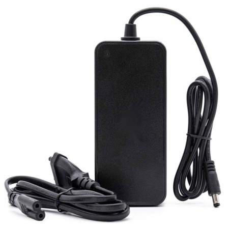 Lader for scooter eller elsykkel 42V 2A - 36v - DC 5,5mm kontakt  - 1 Lader for scooter eller elsykkel 42V 2A - 36v - DC 5,5mm k